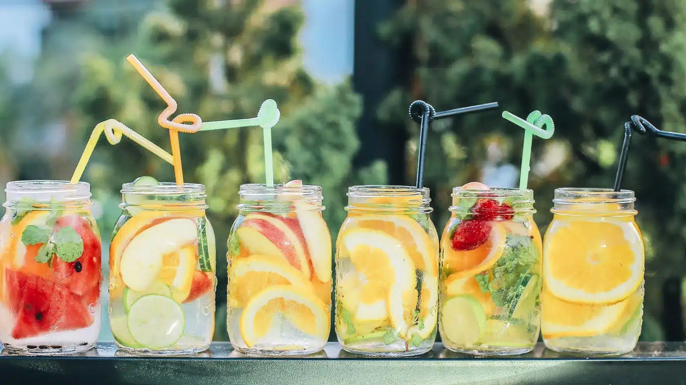 Non-alcoholic summer drinks